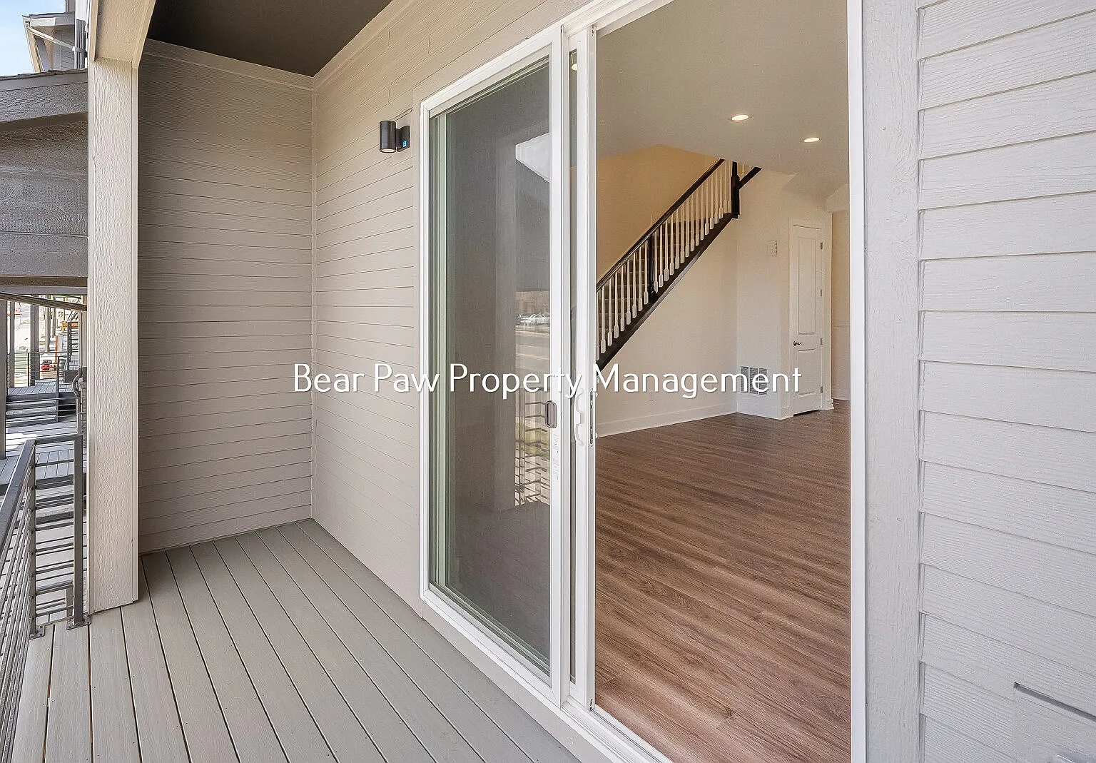 4 bed, 2.5 bath, 1970 sqft, $3,000 — Photo 4