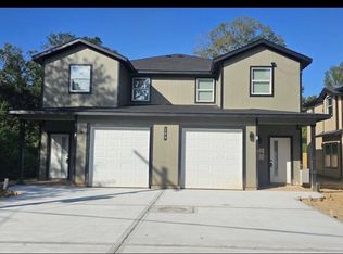 169 S 10th St, Conroe, TX 77301