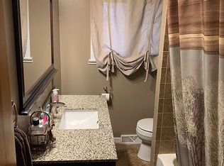 534 Peffer Ave, Niles, OH 44446