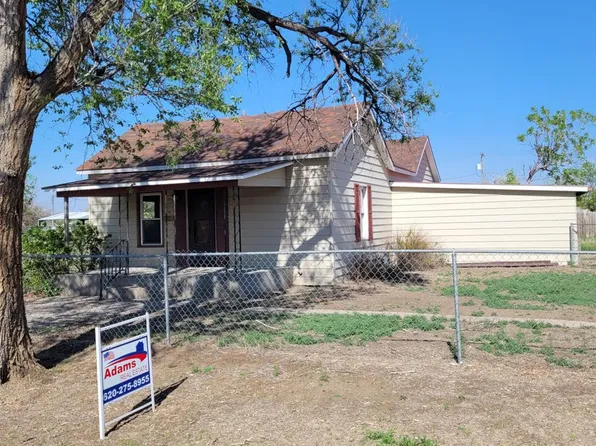 210 N Taylor Ave, Garden City, KS 67846