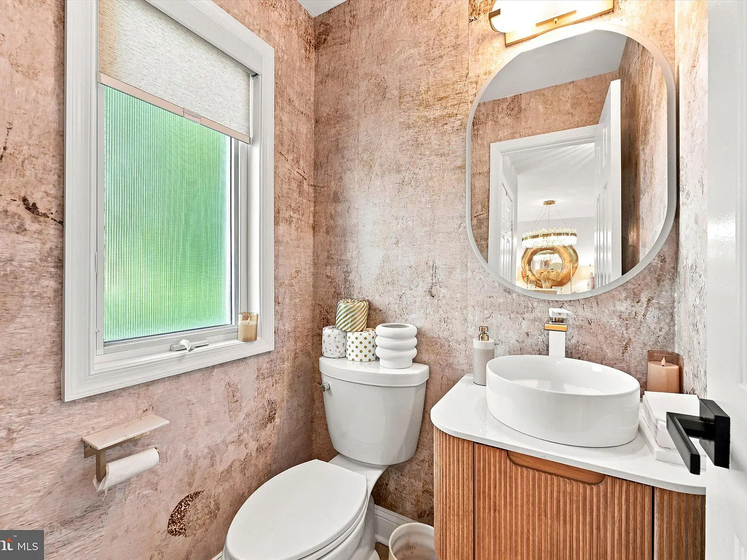 3 bed, 2.5 bath, 1547 sqft, $2,800 — Photo 4
