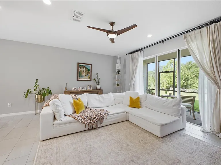 8607 Canyon Creek Trl — Photo 4