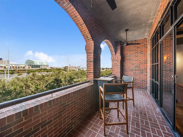 505 Bastrop St APT 402