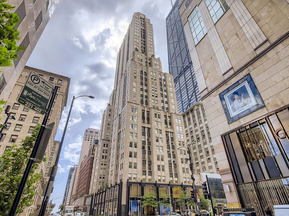 Nuveen Real Estate lists Palmolive building retail for sale