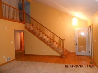 1055 Norwalk Rd, Lemont, IL 60439