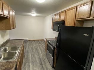Columbia Apartments, Grand Forks, ND 58201