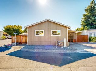 121 Pamplona Ct, Rohnert Park, CA 94928