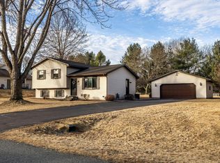 N7049 Elizabeth Dr, Holmen, WI 54636