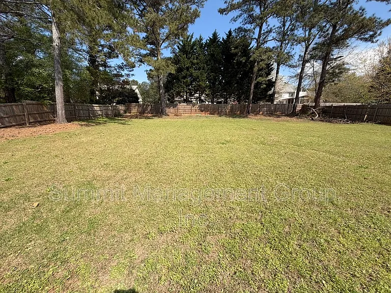 1611 Ellington Rd SE — Photo 45