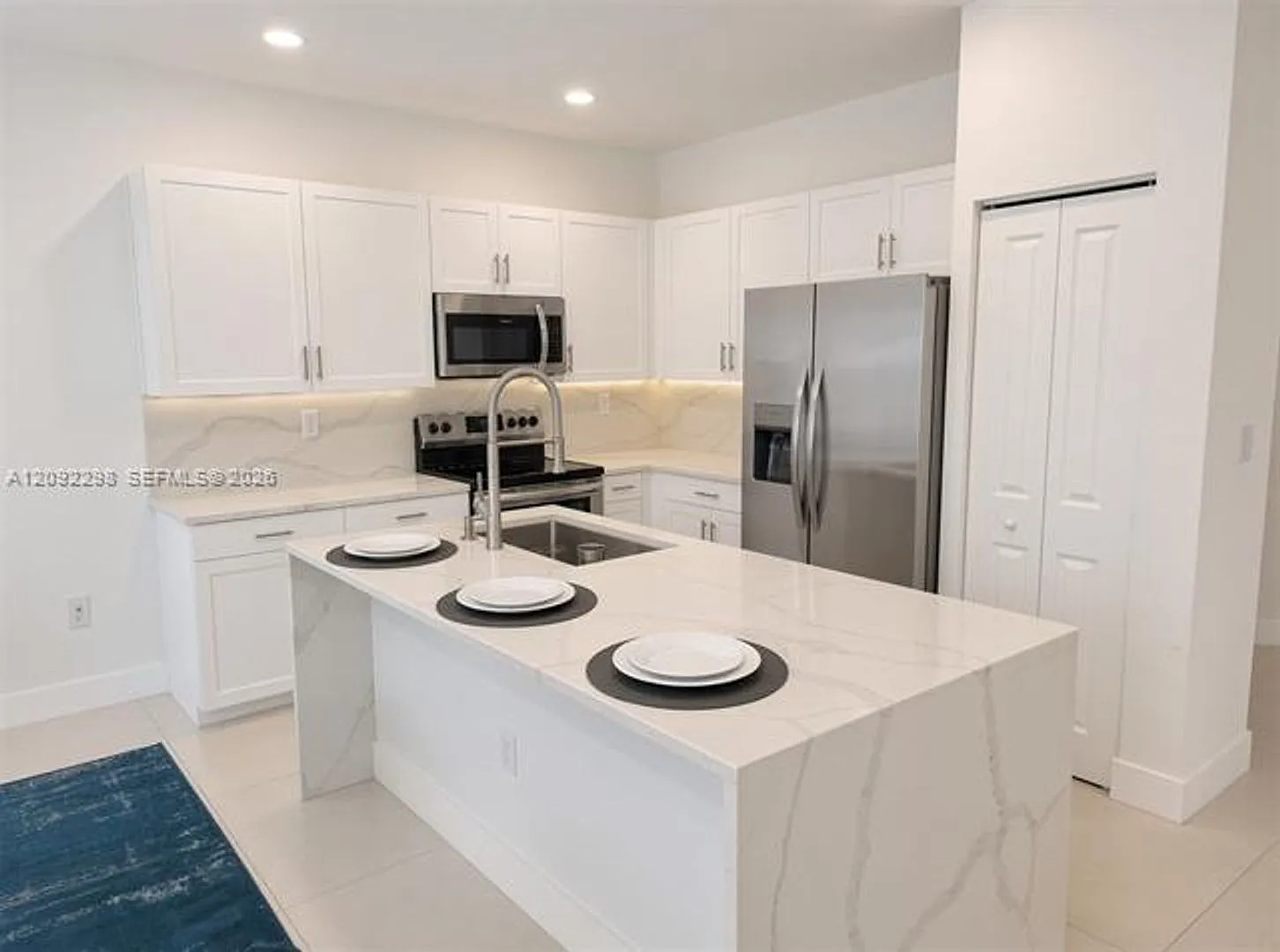 796 NE 208th Lane th 796, Miami Gardens, FL 33179 — Photo 1