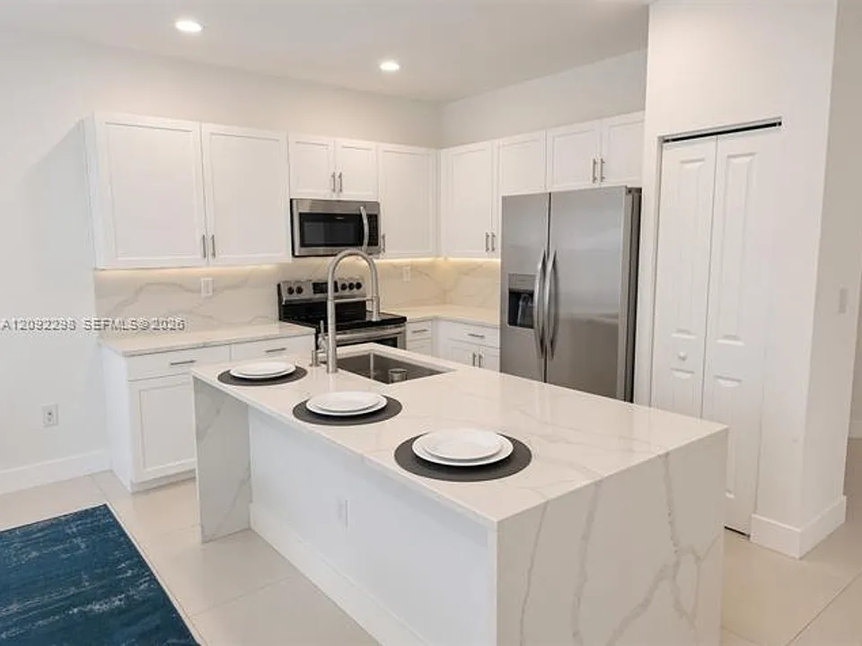 796 NE 208th Ter #Townhouse 796