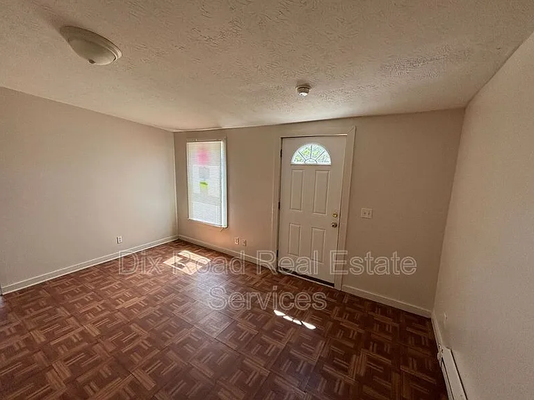 829 Maple Ave #3 — Photo 6