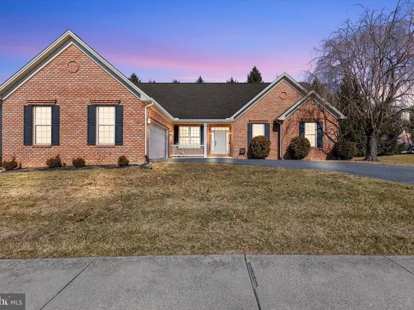 5525 Barbara Dr, Mechanicsburg, PA 17050