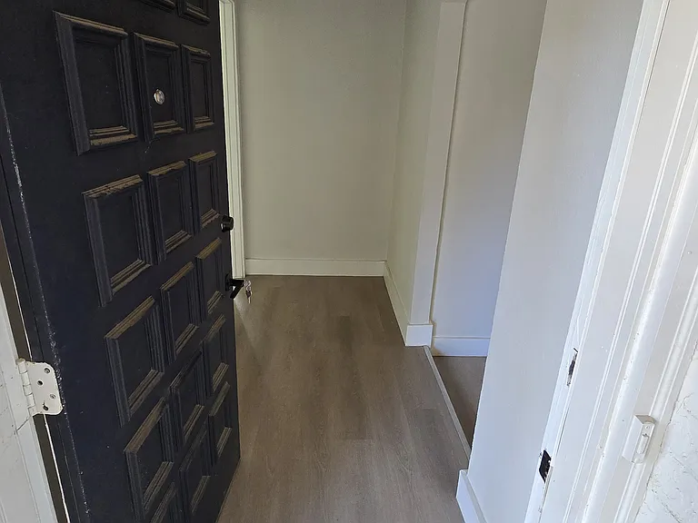 784 Shady Ln — Photo 4