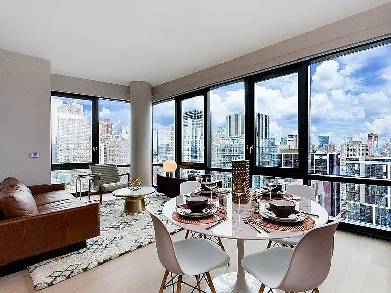21 W End Ave #Penthouse 9 — Photo 10