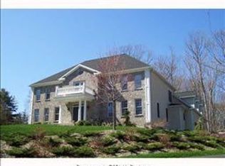 27 Chestnut Hill Rd, Madison, CT 06443