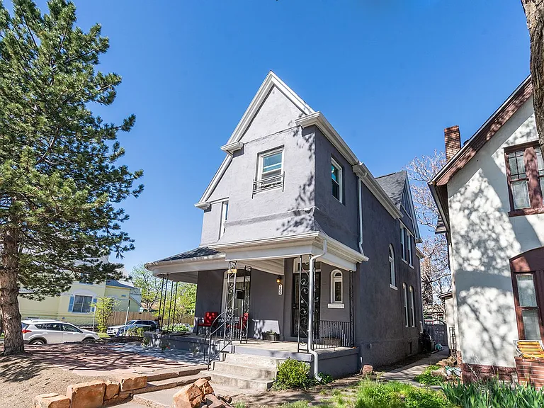 205 Logan St — Photo 16