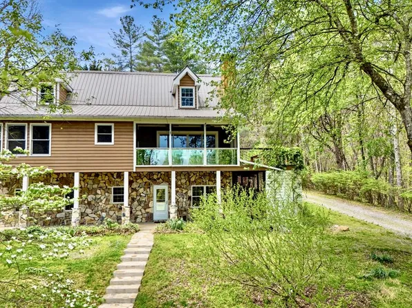 2685 Messer Rd, Young Harris, GA 30582