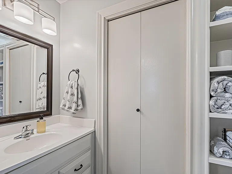 6910 Chinook Dr — Photo 13