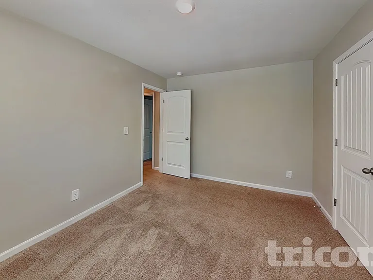10 Parkers Gate Dr — Photo 14