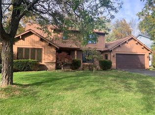 112 Melwood Dr, Rochester, NY 14626