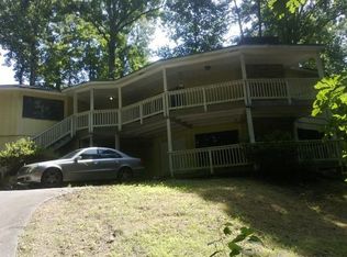 920 Cooper Lake Rd, Smyrna, GA 30082