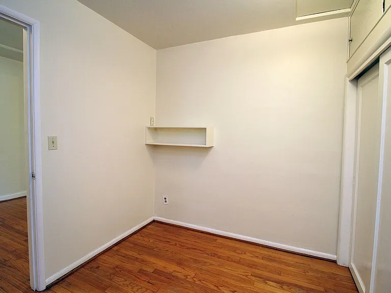 3507 SW 11th Ave — Photo 12