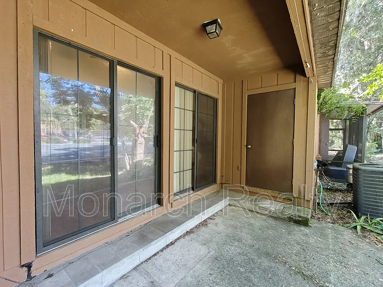 830 SW 56th Ter #830 — Photo 32