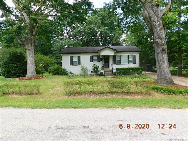 1st image of 305 Oakdale Ave