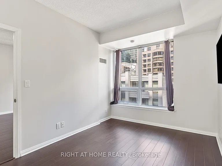 35 Hayden St #1409 — Photo 13