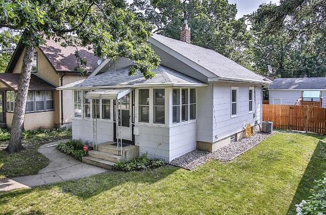 1st image of 3754 Newton Ave N