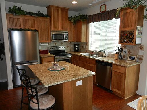 2nd image of 5349 NE 83rd Pl