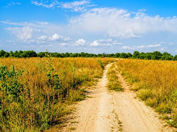 12230 N Highway 183, Florence, TX 76527
