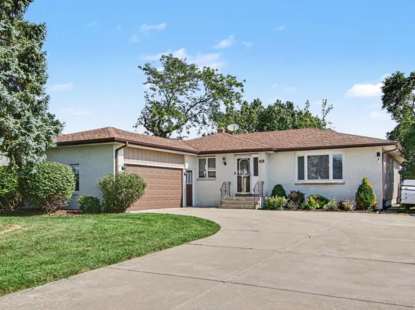 125 Mulberry Ln, Schererville, IN 46375