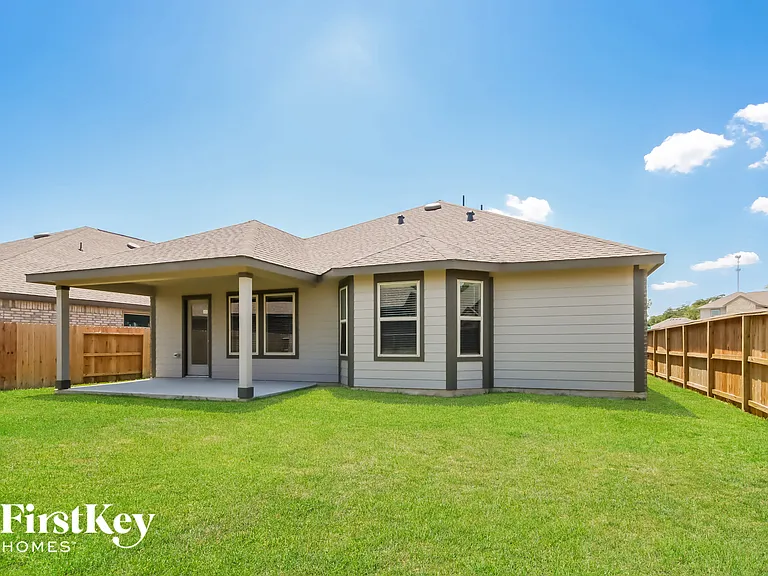 18909 Collina Way — Photo 15