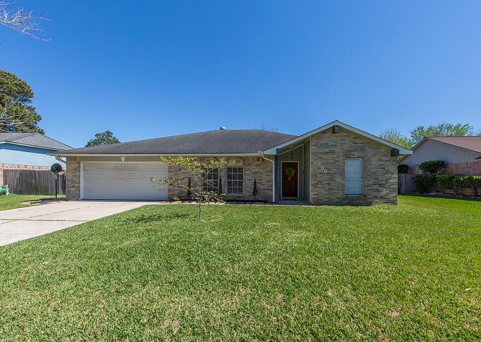 1st image of 108 Lazy Hollow Dr