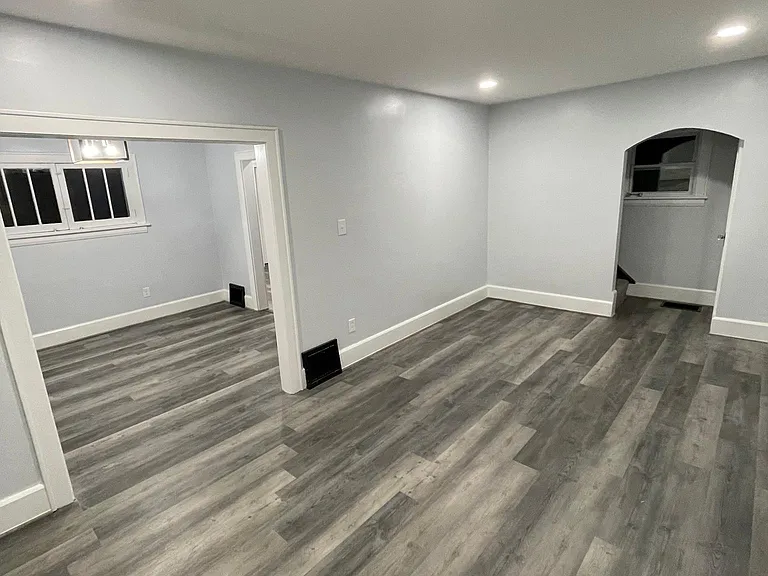 1488 Brown St — Photo 3