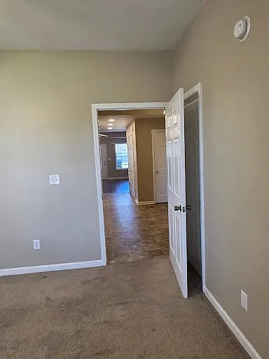 118 Florence Ct — Photo 4