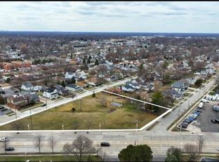 24101 Jefferson Ave, Saint Clair Shores, MI 48080