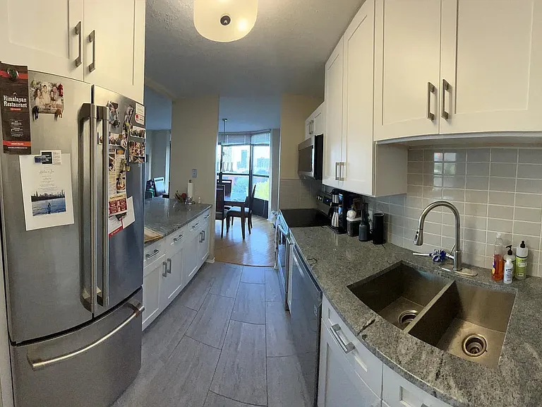 901 S Plymouth Ct #602 — Photo 6