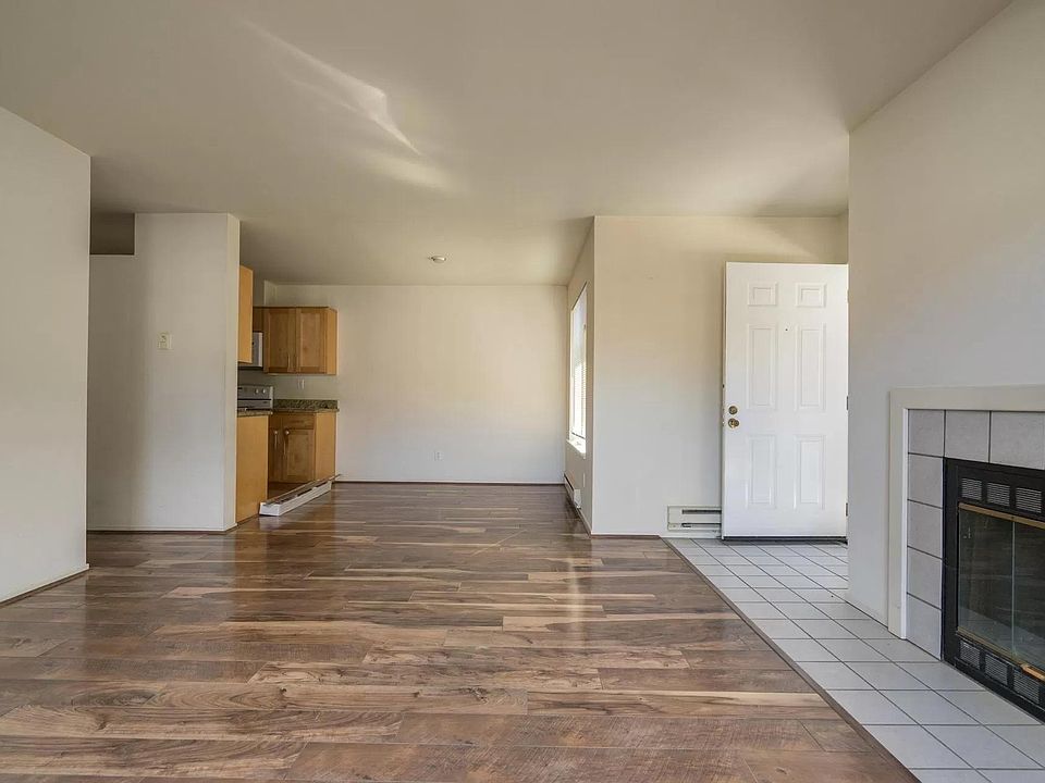 1st image of 136 Marina Lakes Dr #136