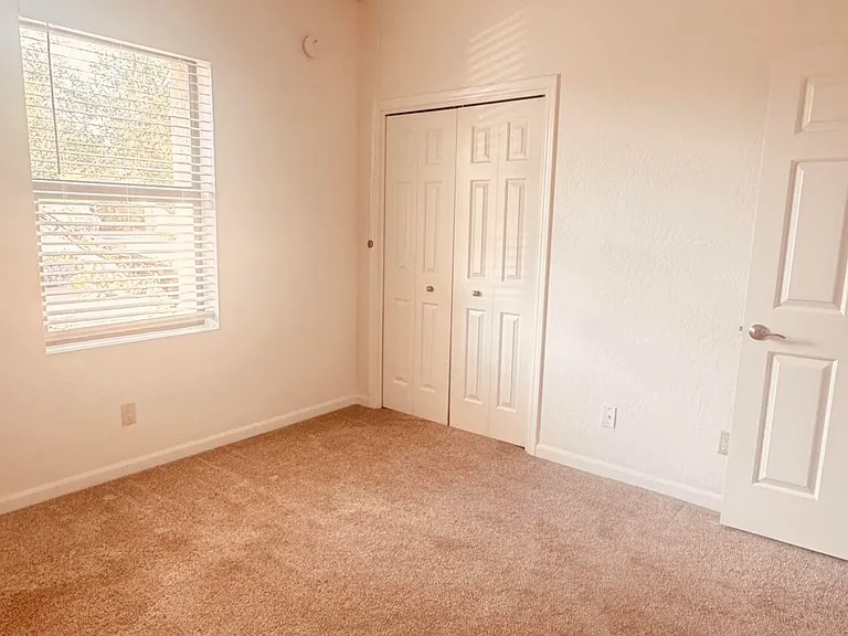 6707 E Kelton Ln — Photo 17