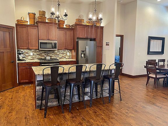 Tons of Cabinet Space