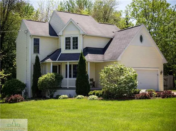 4017 Keller Rd, Holt, MI 48842