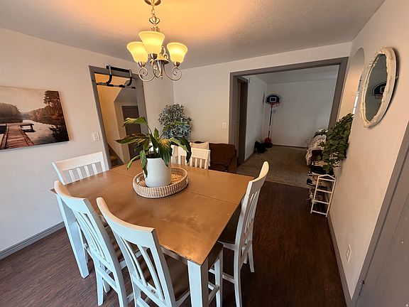 5th image of 110 S 200th St E