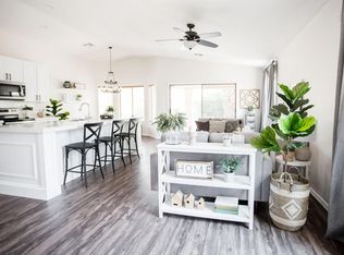 1821 W Havasu Way, Chandler, AZ 85248