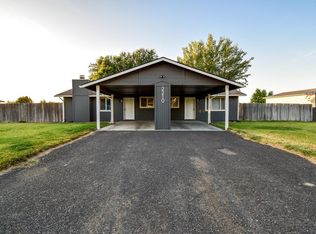 2210 W 12th Ave, Kennewick, WA 99337