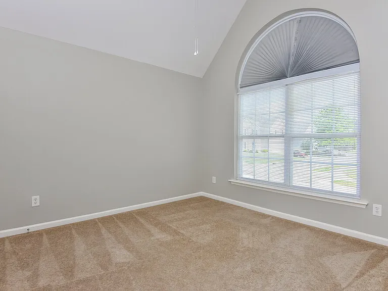 804 Red Oak Tree Dr — Photo 11