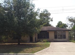 612 Dallas St, Pleasanton, TX 78064