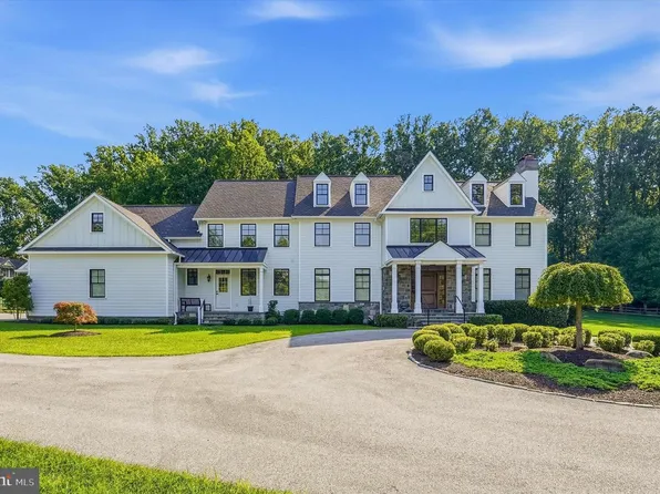 620 Sugartown Rd, Malvern, PA 19355